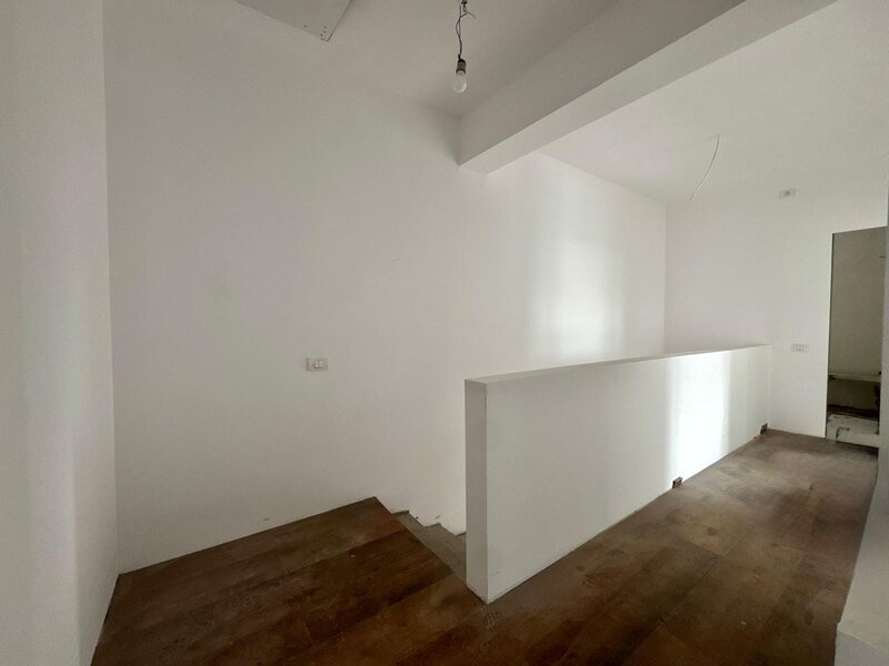 Tunari, Complex Teilor 77 vanzare vila individuala