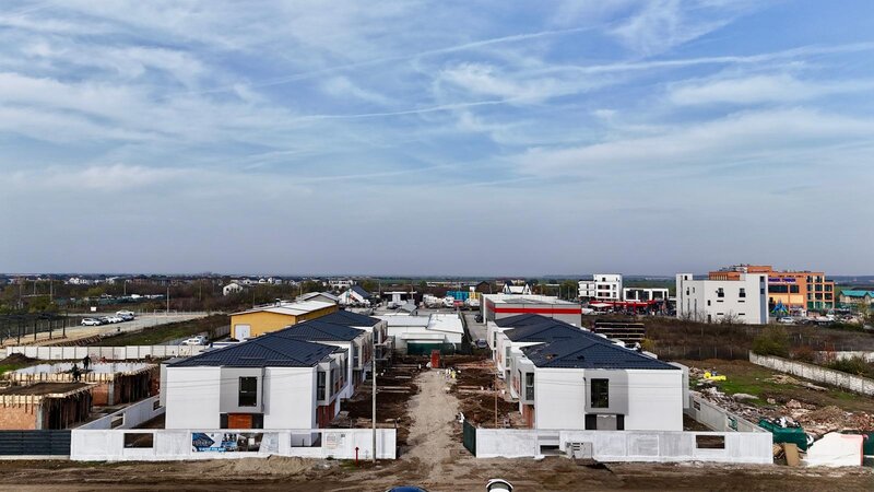 Tunari, Complex Teilor 77 vanzare vila individuala